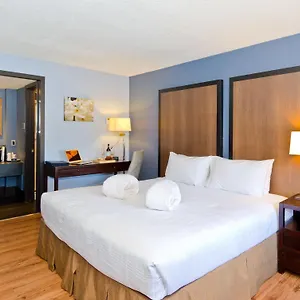 Centro 3*, Calgary Canada